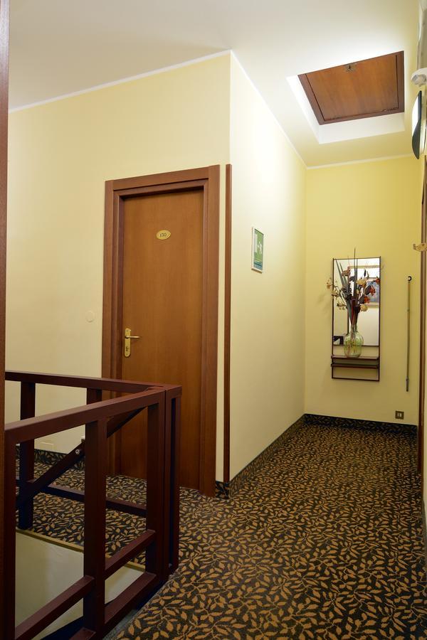 Eden Hotel